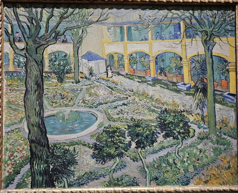 El patio del hospital de Arlés - Vincent van Gogh