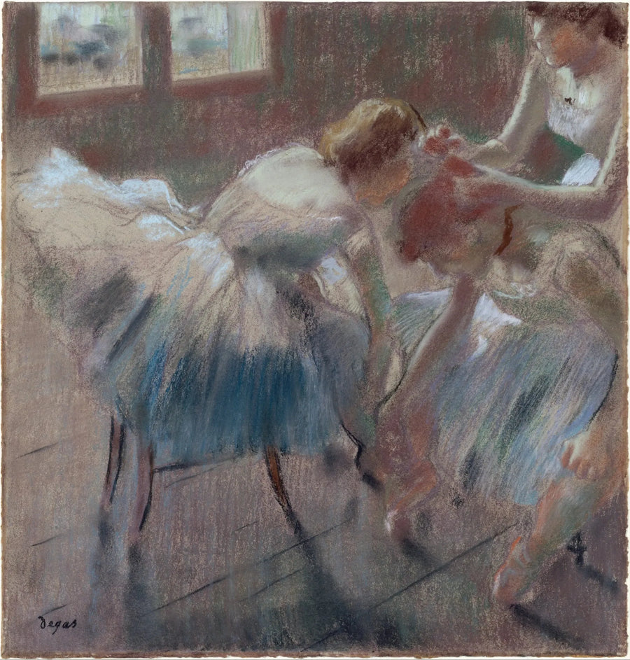 Tres bailarines se preparan para la clase - Edgar Degas