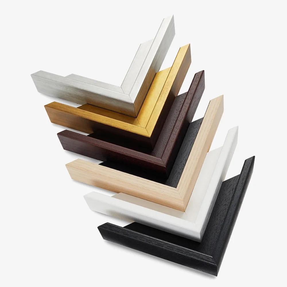 Acabados: plata, oro, marrón, madera natural, blanco y negro.